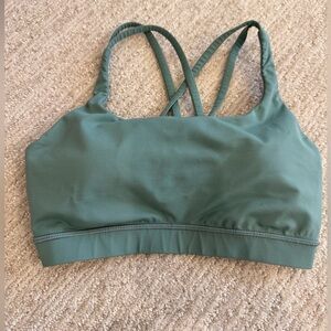 Lululemon size 8 bra